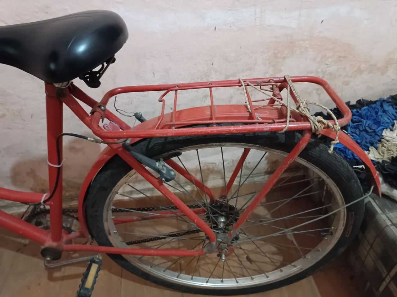 Bicicleta modelo antigo  - Foto 4