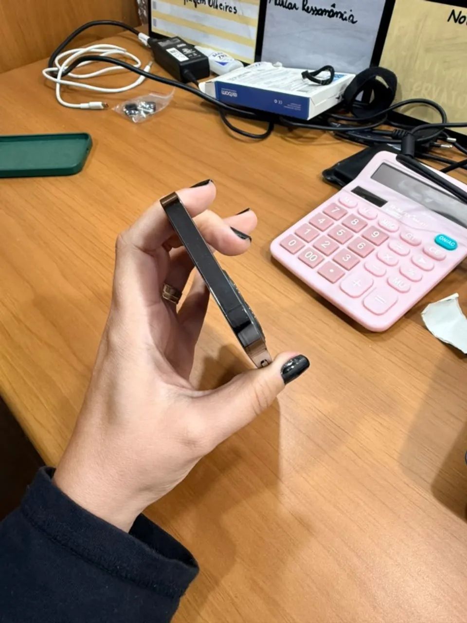 IPHONE 12 PRO 128GB (não funciona Face ID) Bateria 90% - Foto 2