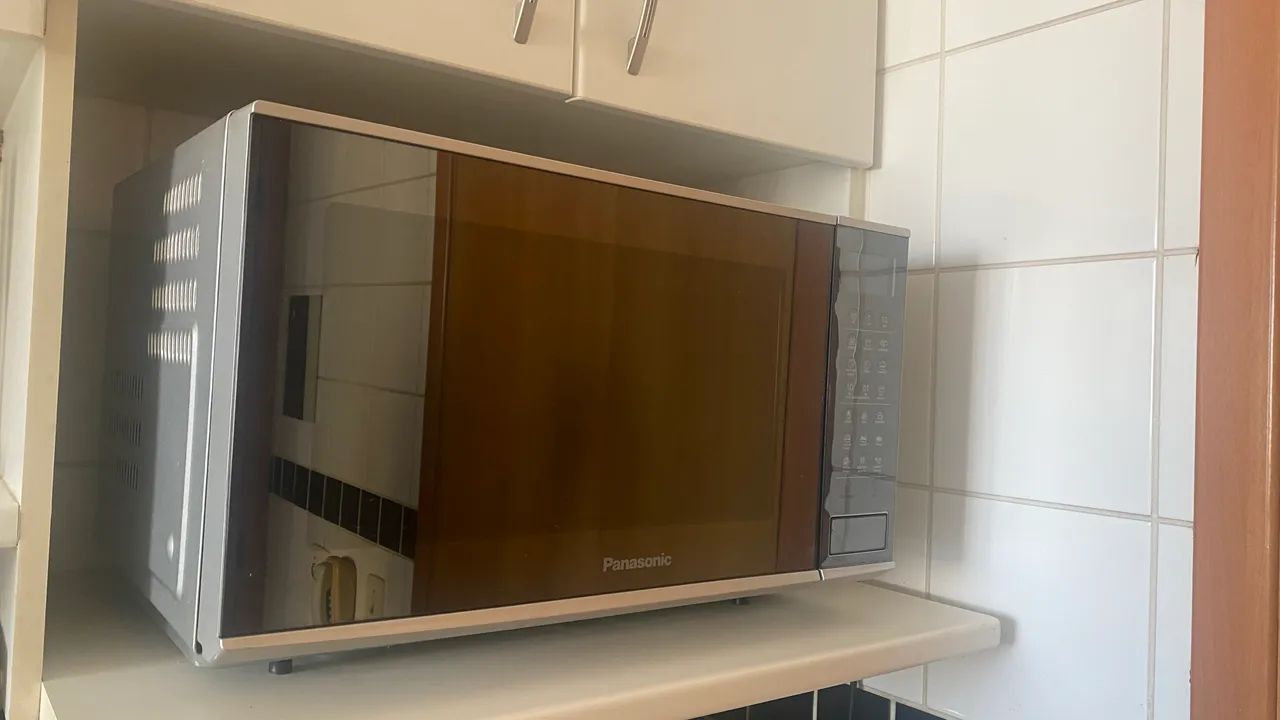 Microondas Panasonic Espelhado
