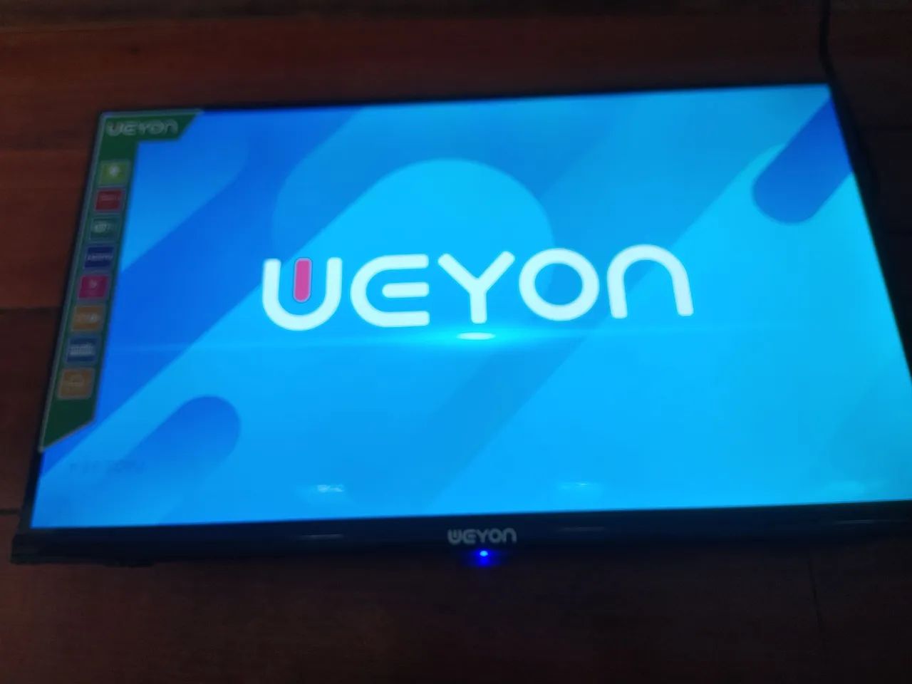 Tv smart 24 WEYON