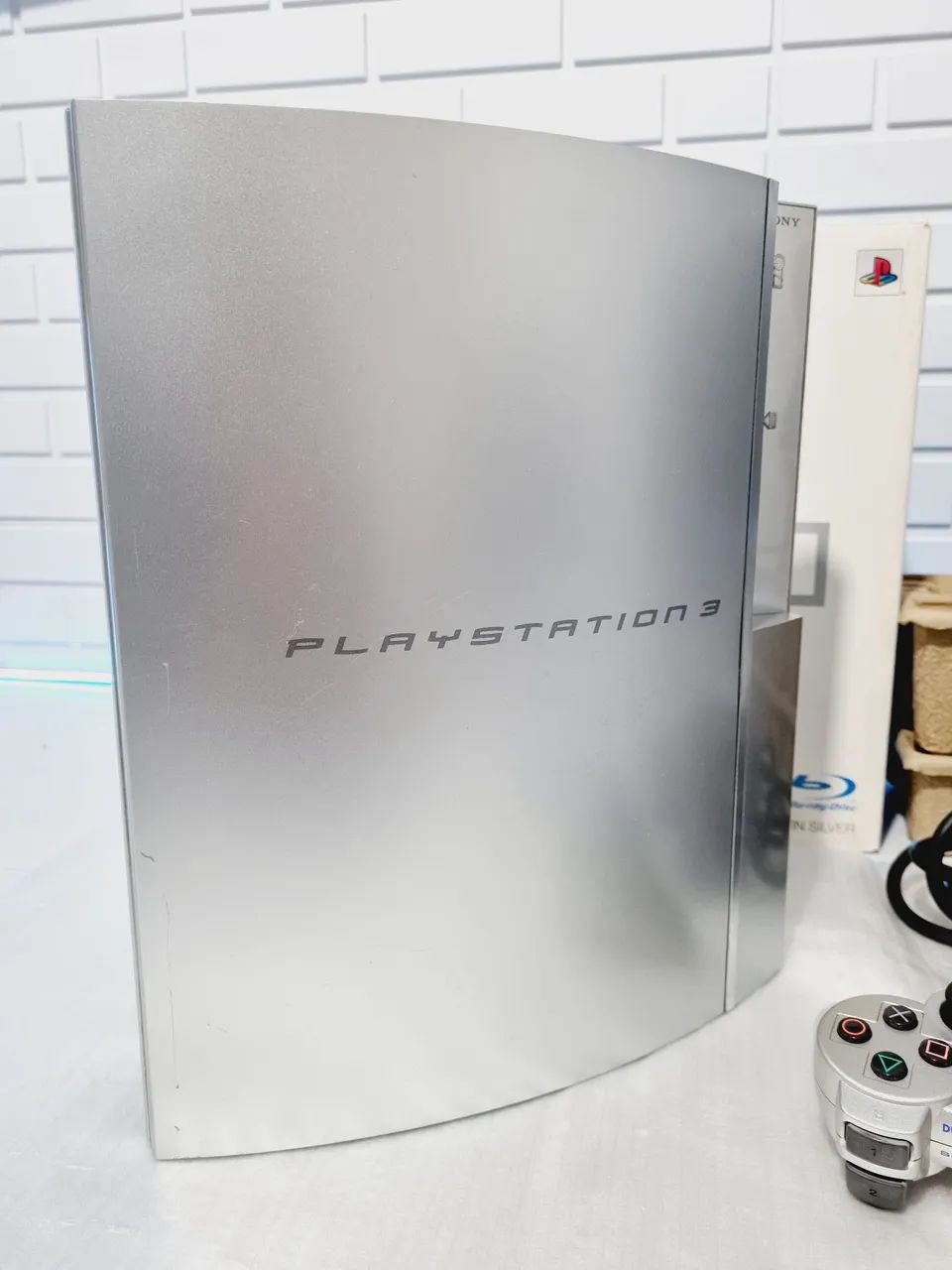 J119- PS4 FAT SATIN SILVER - Foto 4