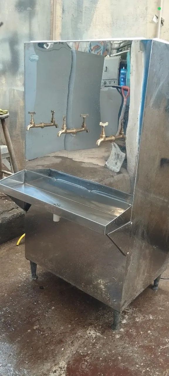 Bebedouro industrial (posso até entrega)r