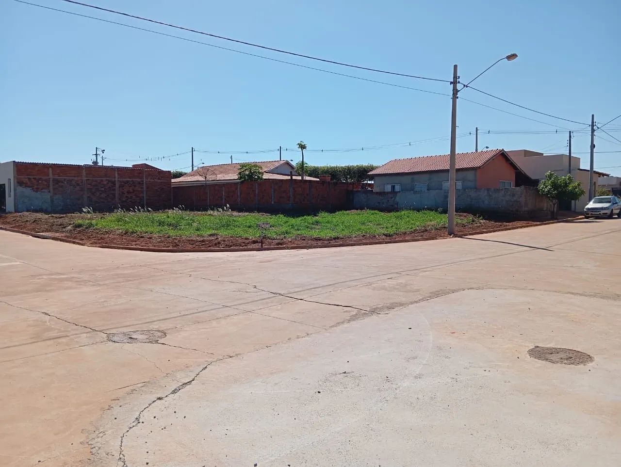 Terreno de esquina  - Foto 4