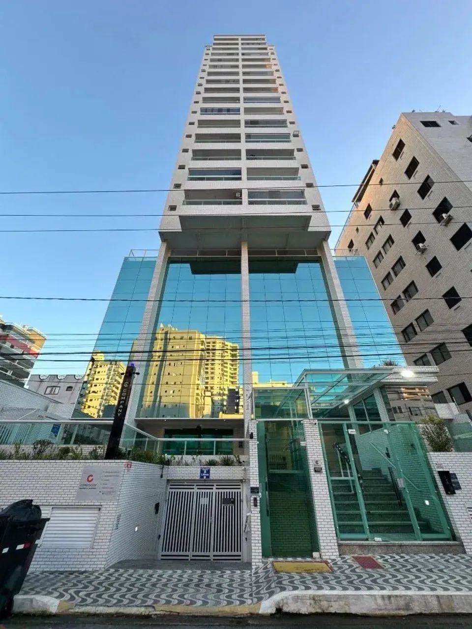 Apartamento com 3 dormitórios à venda, 115 m² por R$ 699.000 - Canto do Forte - Praia Gran