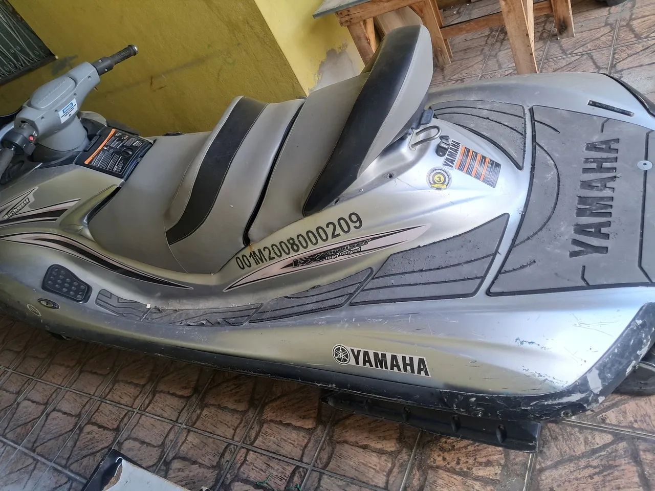 Jet WAVE RUNNER 1600