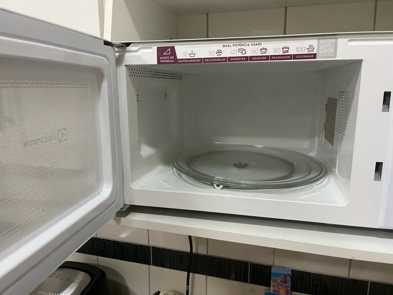 Microondas Eletrolux 34L - Foto 2