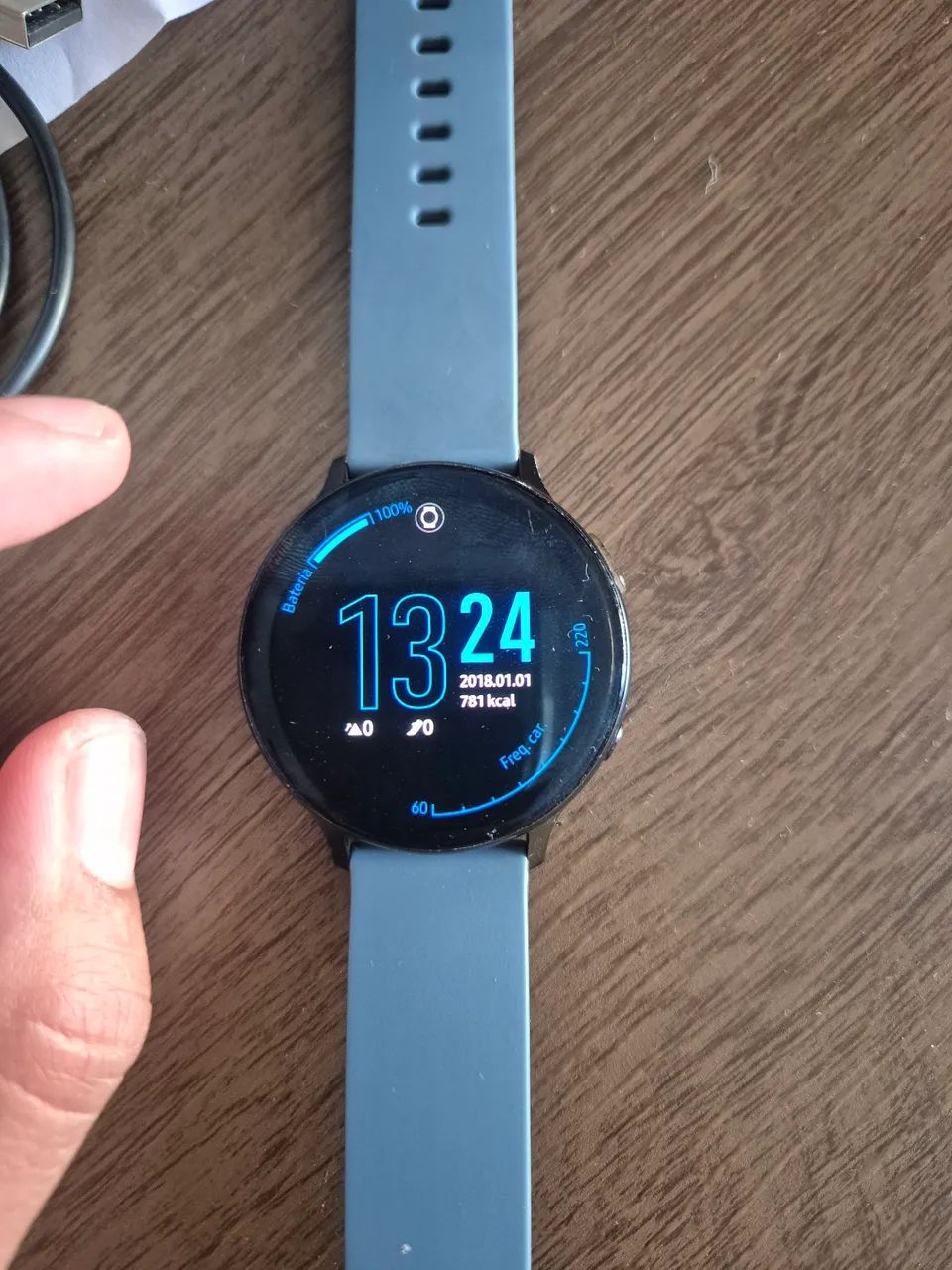 Galaxy Watch Active 2 original + caixa e carregador - ótimo estado - Foto 2