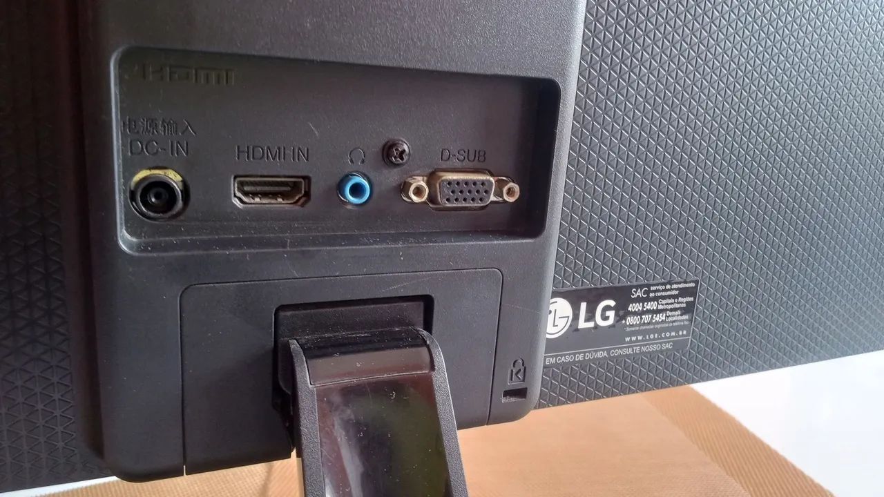 Monitor Led LG 23 Full HD IPS  - Foto 4