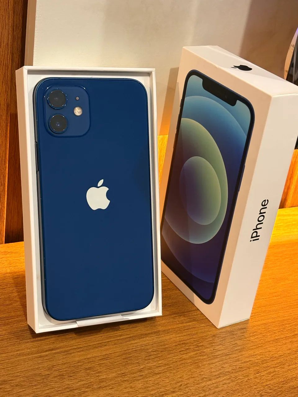 iPhone 12 Azul 128GB Tela de 6.1 Polegadas 128GB Completo na Caixa