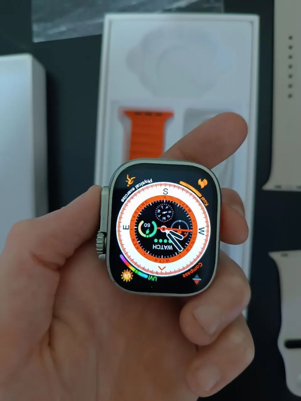 Vende-se smartwatch 9 ultra plus com cabo e acessórios  - Foto 2