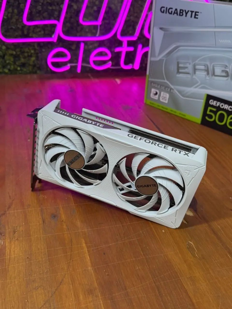 Gigabyte RTX 5060 8GB Eagle ICE - Foto 4