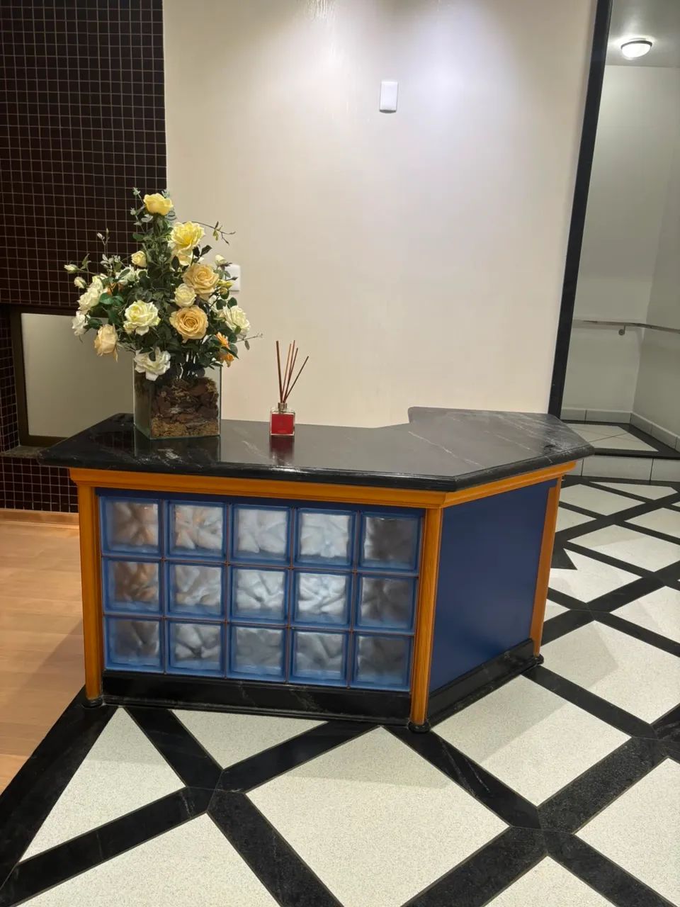 Vende se balcão recepção  - Foto 3