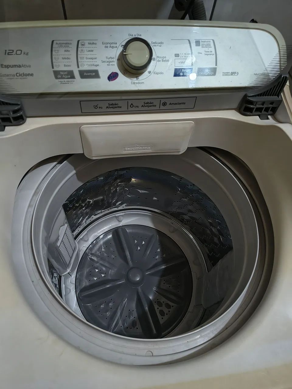 Máquina de lavar Panasonic 12 kg