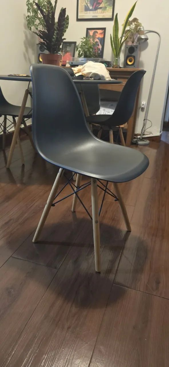 Mesa de jantar com 4 cadeiras - Foto 2