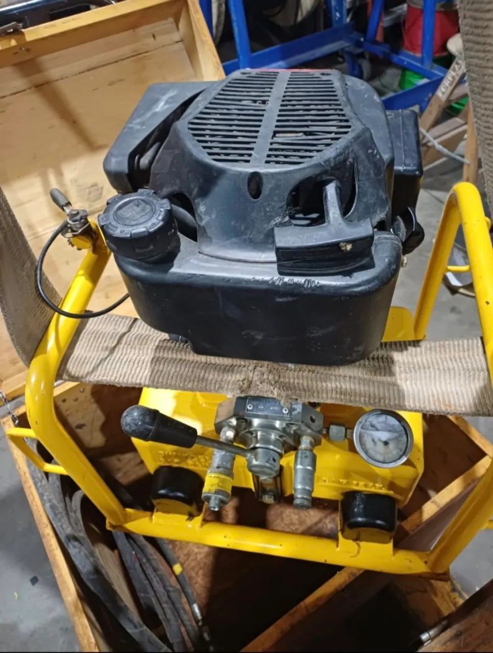 Prensa Hidráulica Alicate 150 Ton à Gasolina - Foto 6