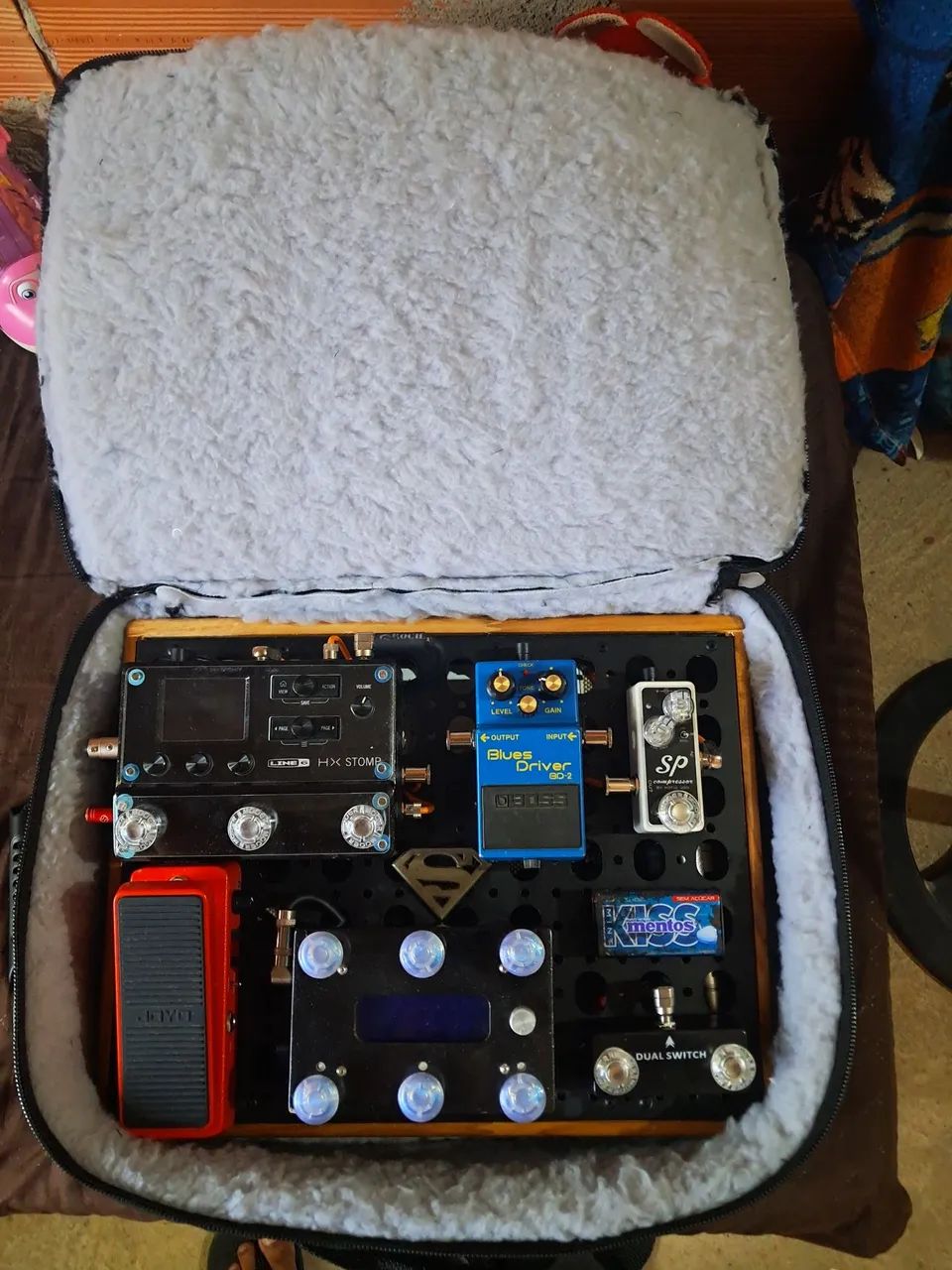 Pedal bord Hands 40×30 