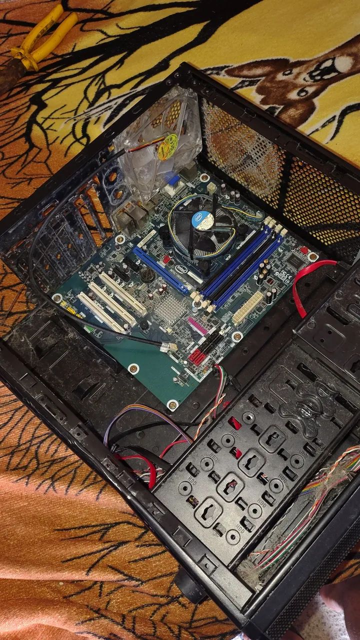Cpu com placa mãe  - Foto 5