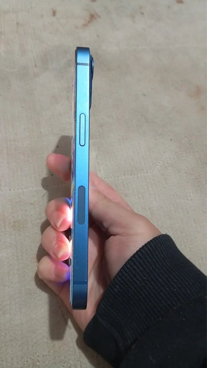 iPhone 13 azul - Foto 3