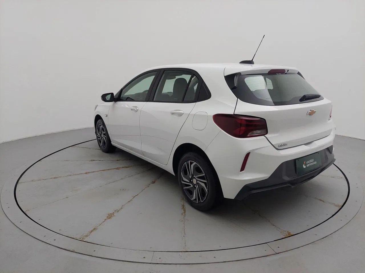 Chevrolet Onix Hatch 1.0 12V Flex Mec. 4P, foto 3 de 18