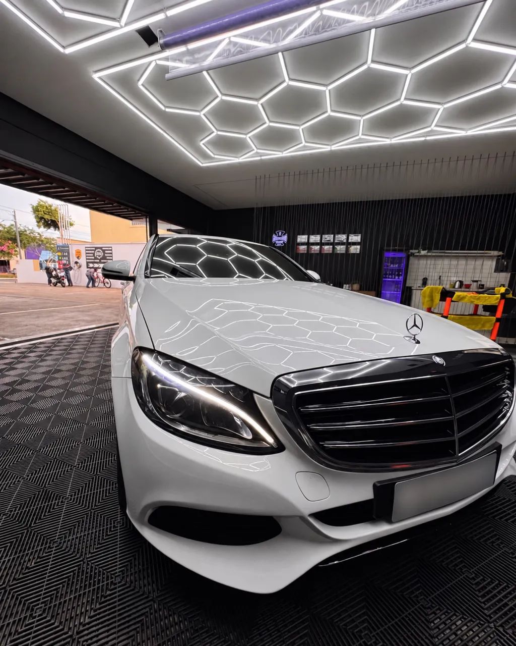 Mercedes-Benz C-180 CGI Exc. 1.6/1.6 Flex TB 16V Aut. 2017