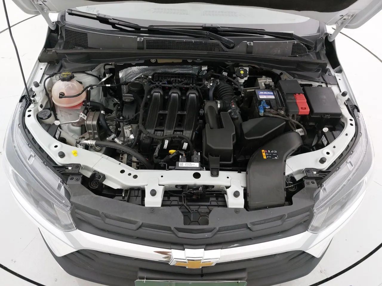 Chevrolet Onix Activ 1.4 8V Flex Aut. 4P, foto 10 de 18