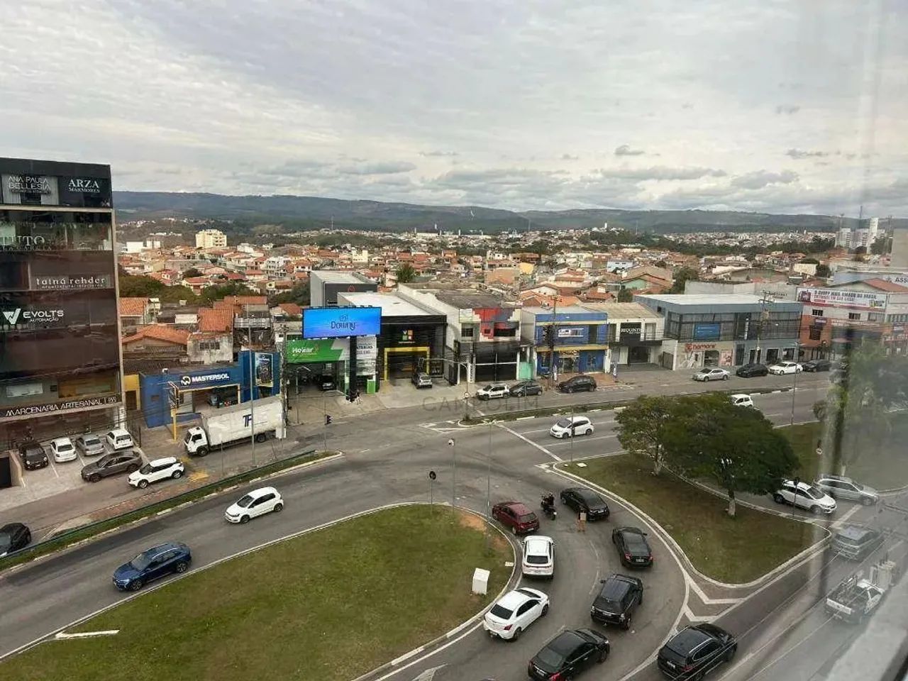 Sala para alugar, 45 m² - Condomínio Edifício Dubai - Sorocaba/SP - Foto 7