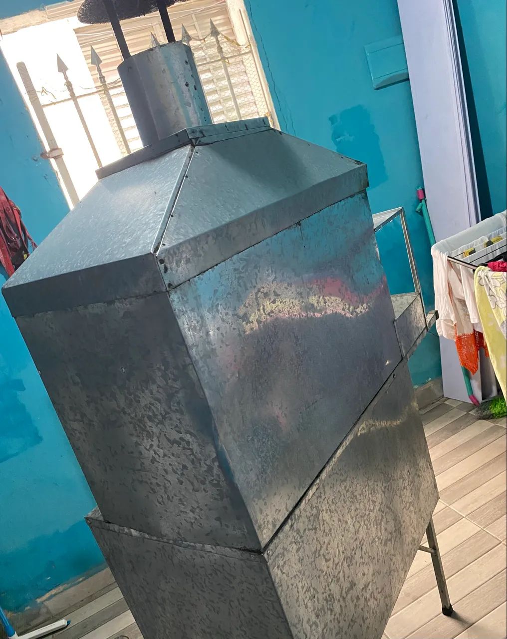 Carrinho de churrasco  em ótimo estado 