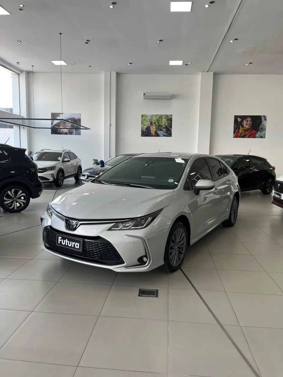 Toyota Corolla XEI 2.0 Flex 16V Aut. 2024 - Foto 2