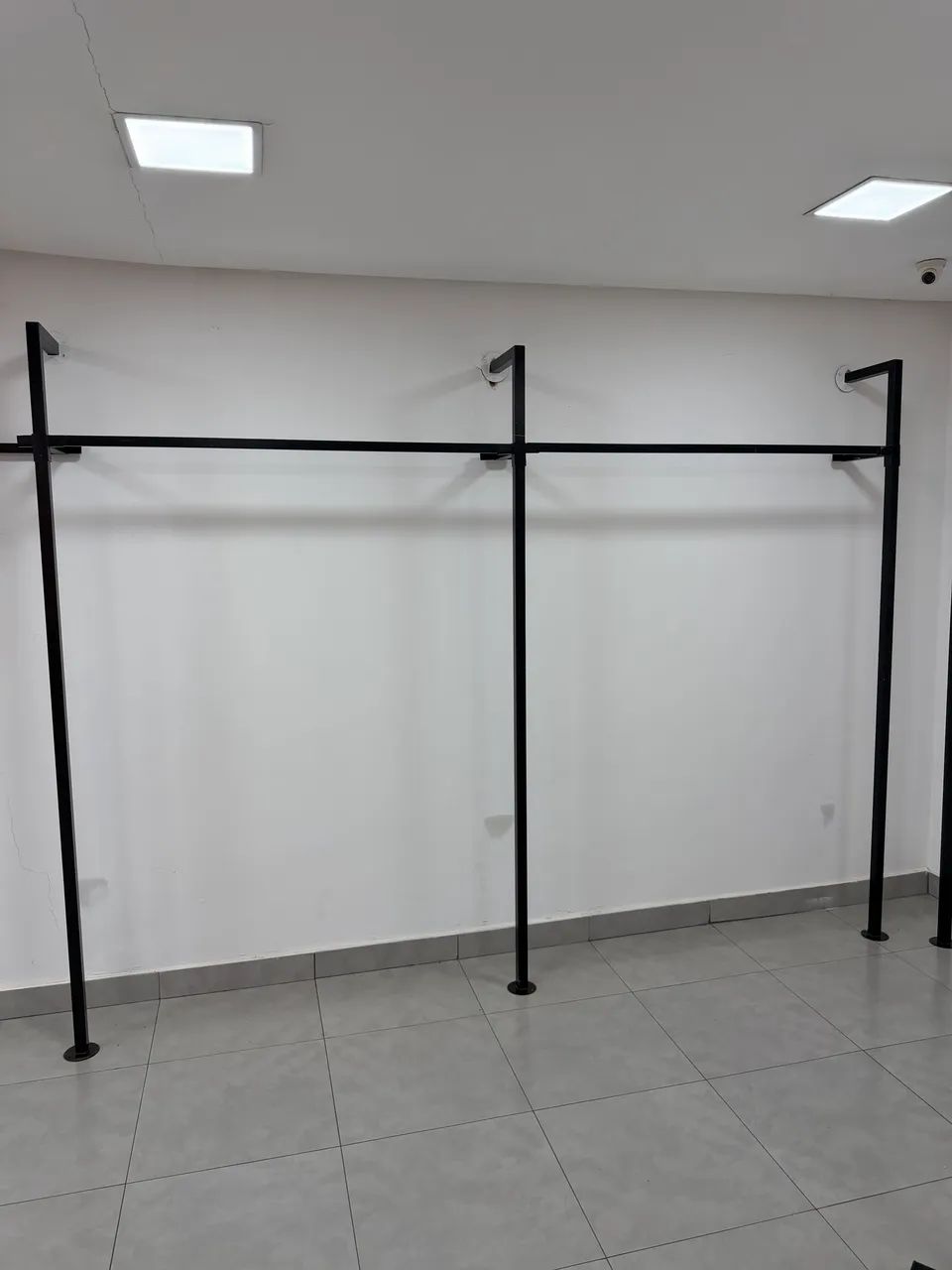 Arara de roupas para sua casa ou loja 