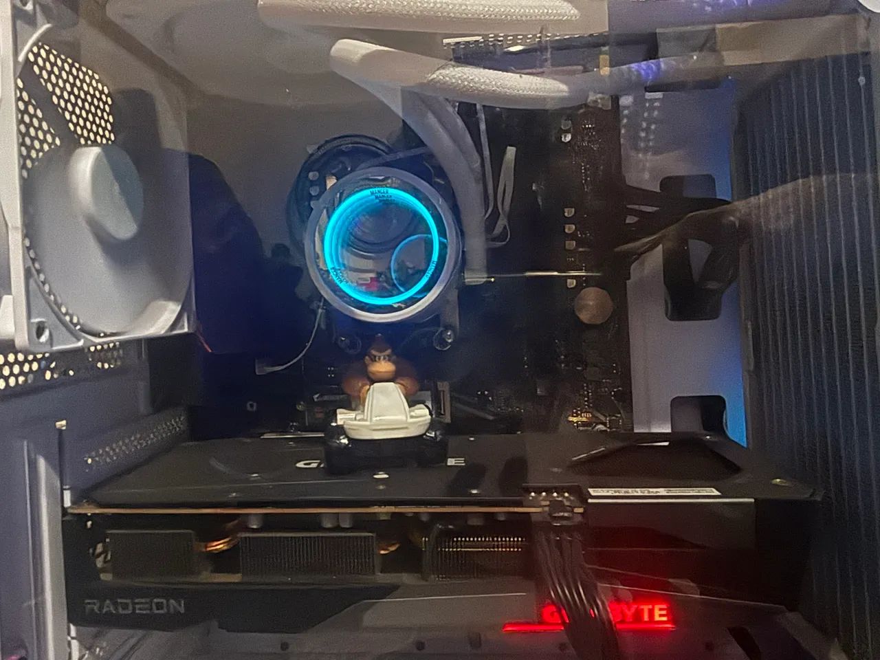 Pc gamer ryzen 7 5700X3D - RX 7600 - Foto 4