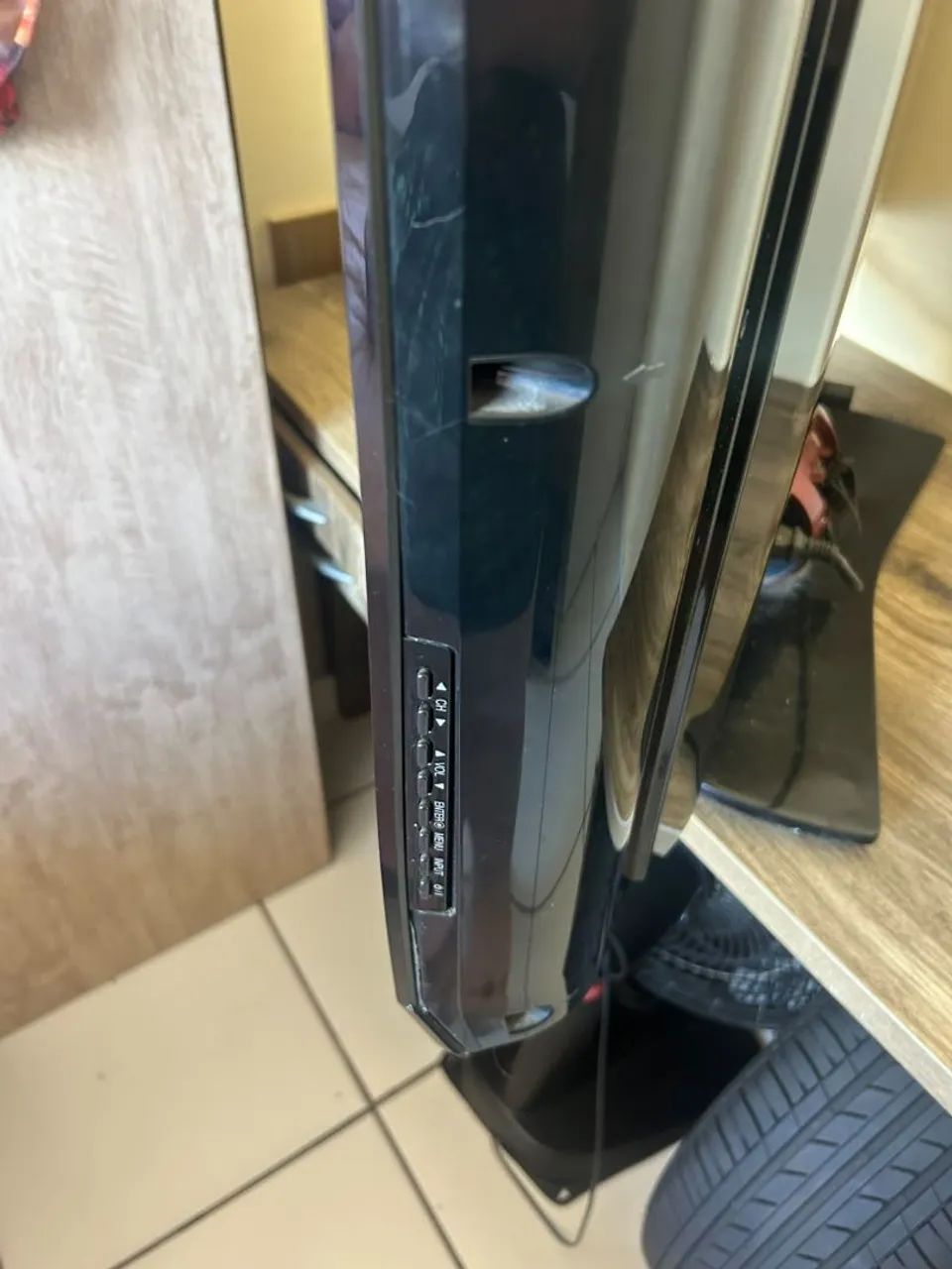 Vende se Tv 42 polegadas NAO E SMART - Foto 5