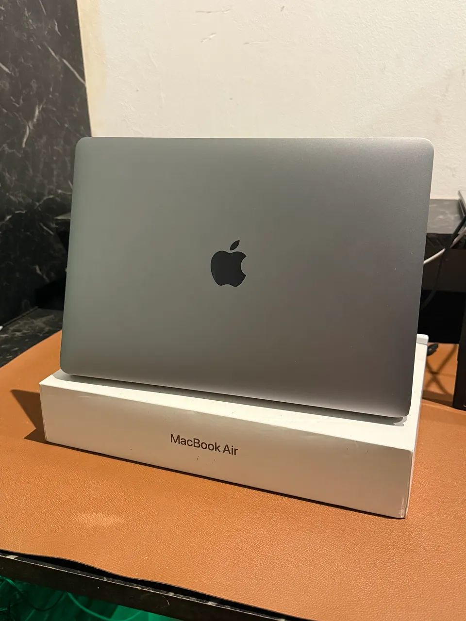Macbook Air M1 Caixa e Carregador Original - Foto 5