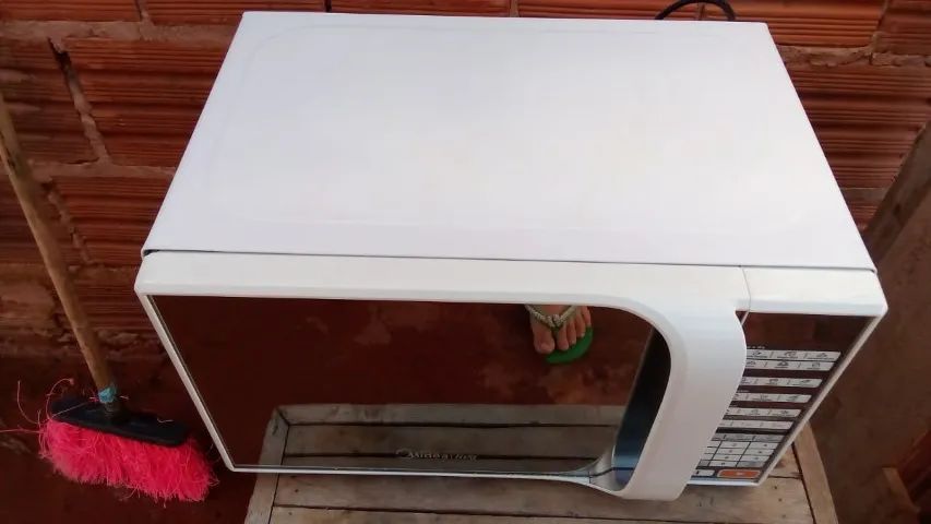 microondas espelhado novinho  - Foto 2