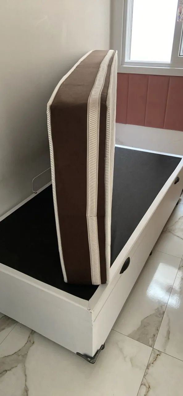 Cama box Solteiro com Baú e molas ensacadas 