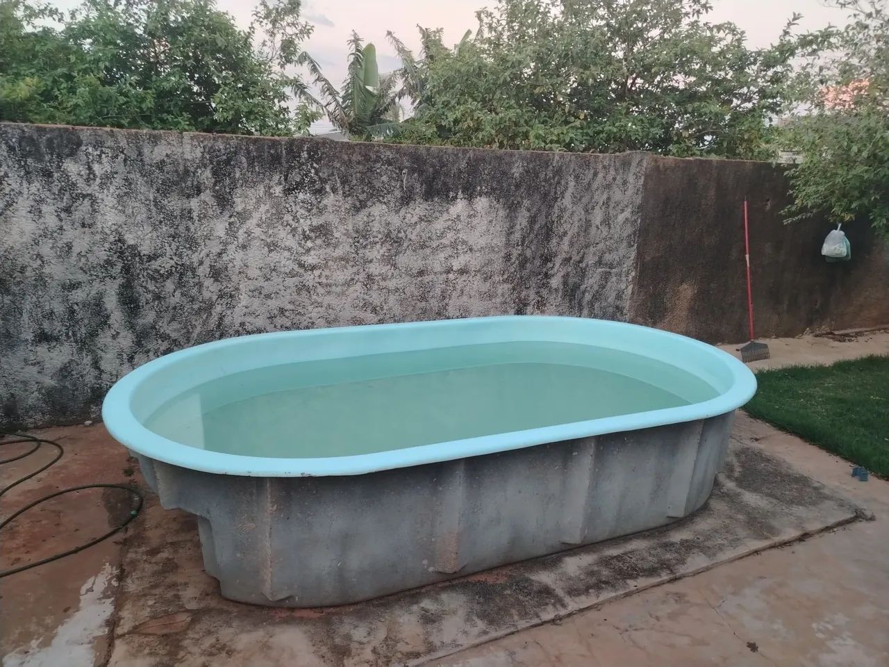 Vendo piscina fibra usada