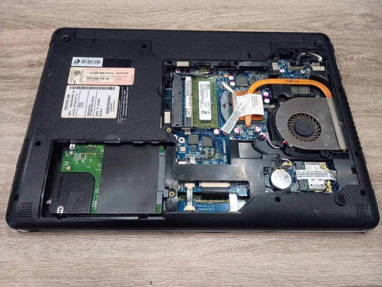 Notebook Itautec para retirar peças  - Foto 3