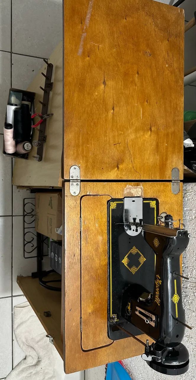 Máquina de costura vintage