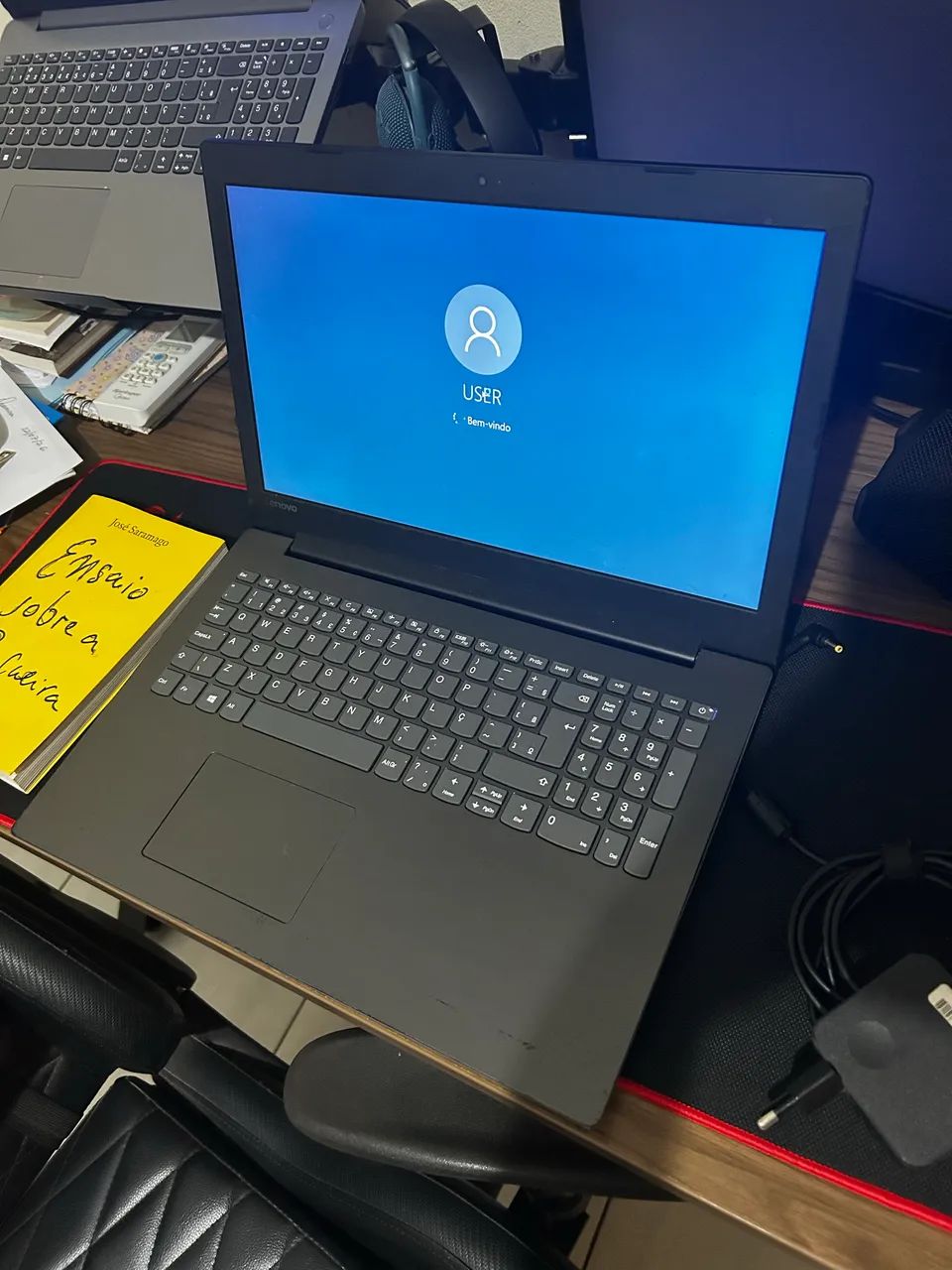 Vendo notebook Lenovo 