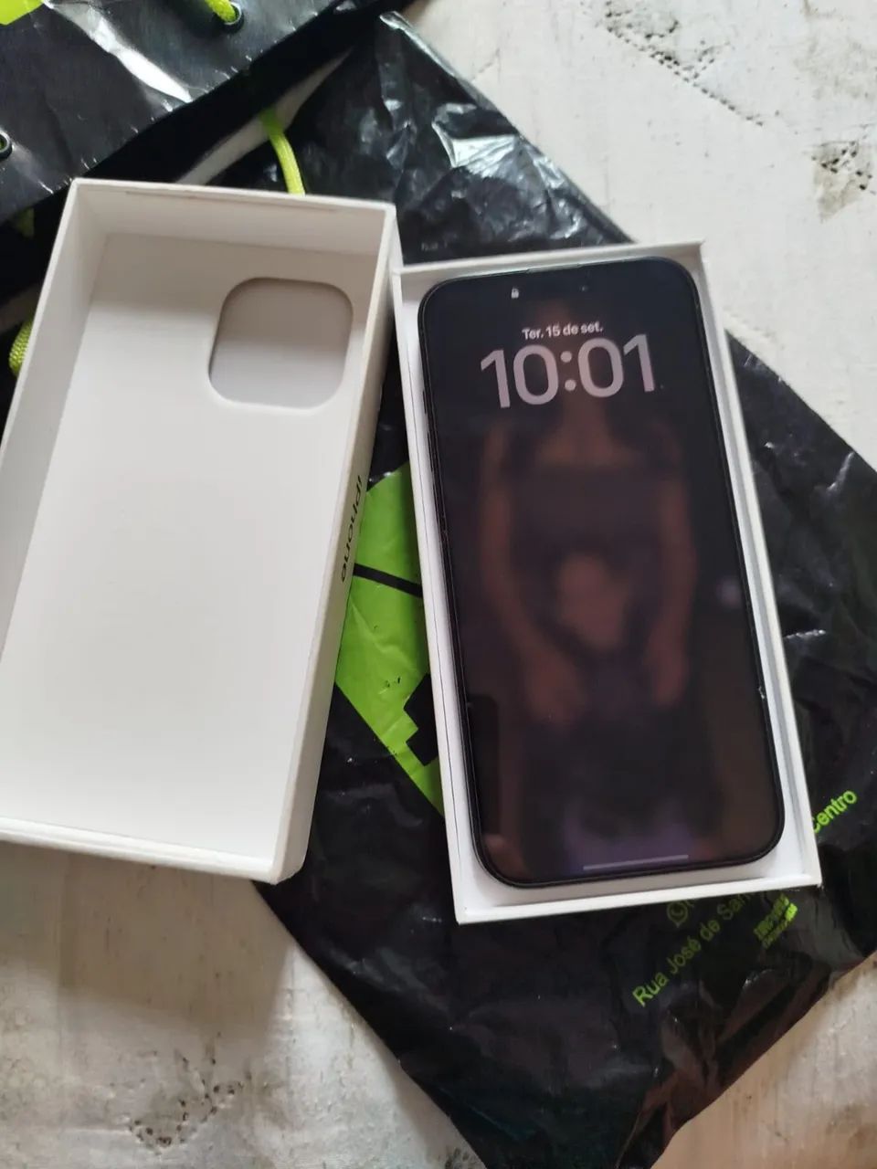 iPhone 16 Pro Max - Foto 2
