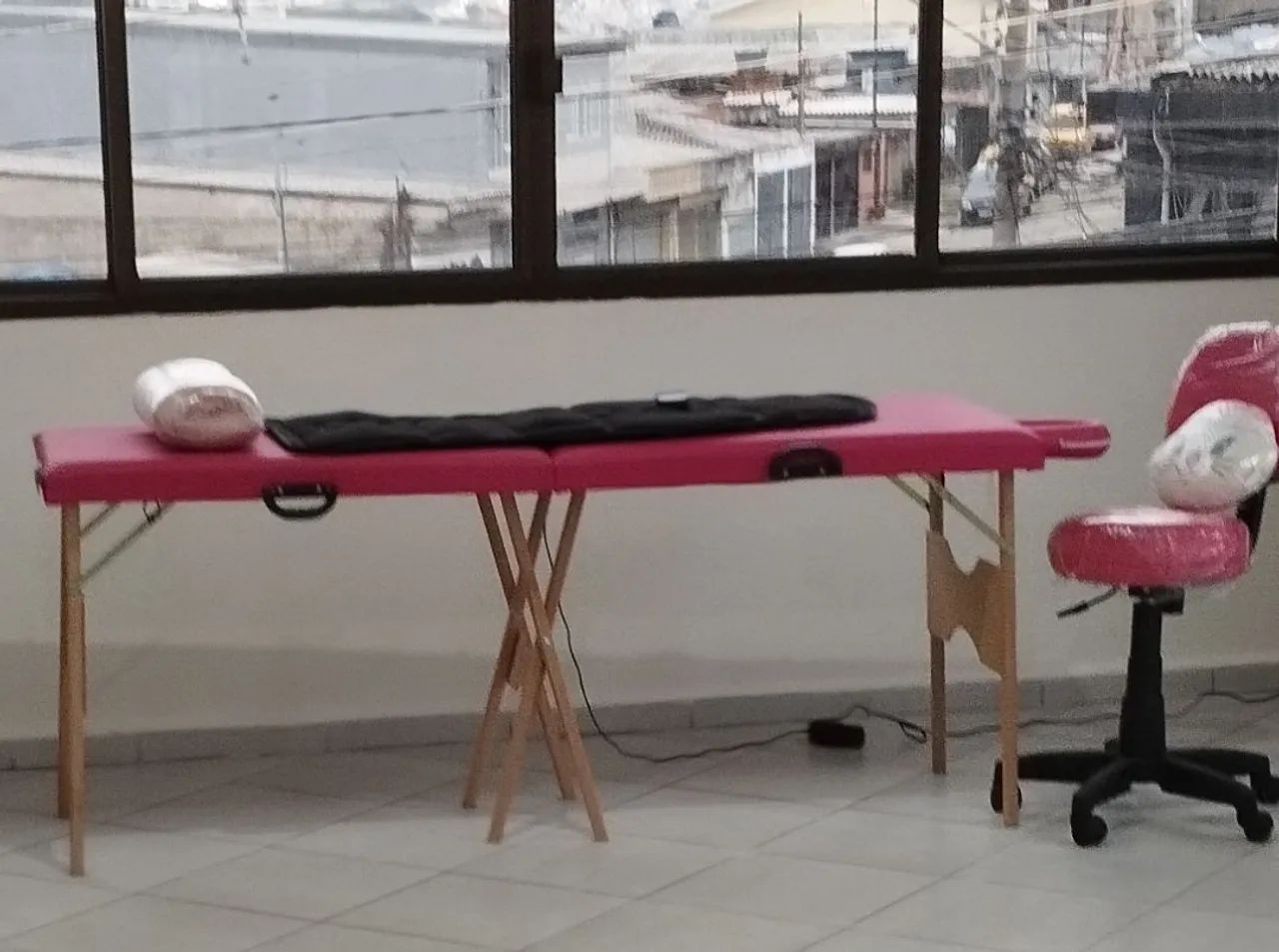 Maca Maleta Portátil Rosa  - Foto 2