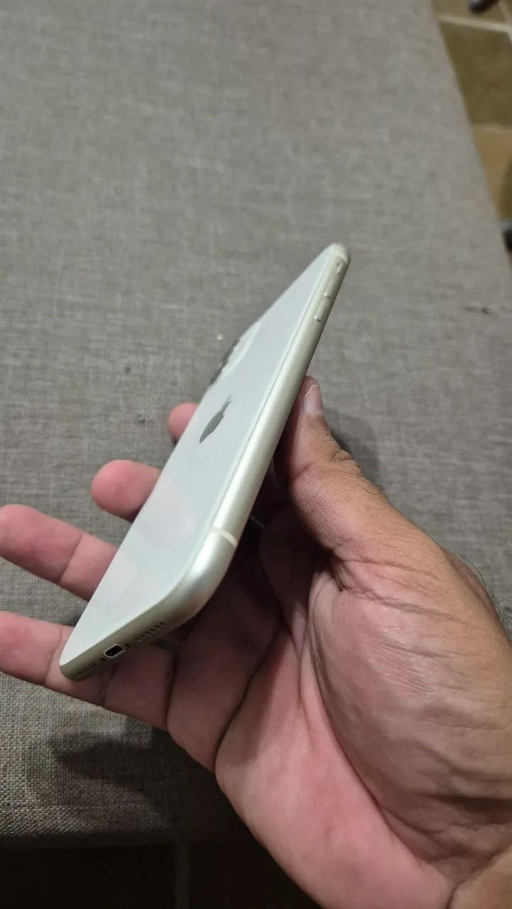 Iphone 11 64GB - Foto 2