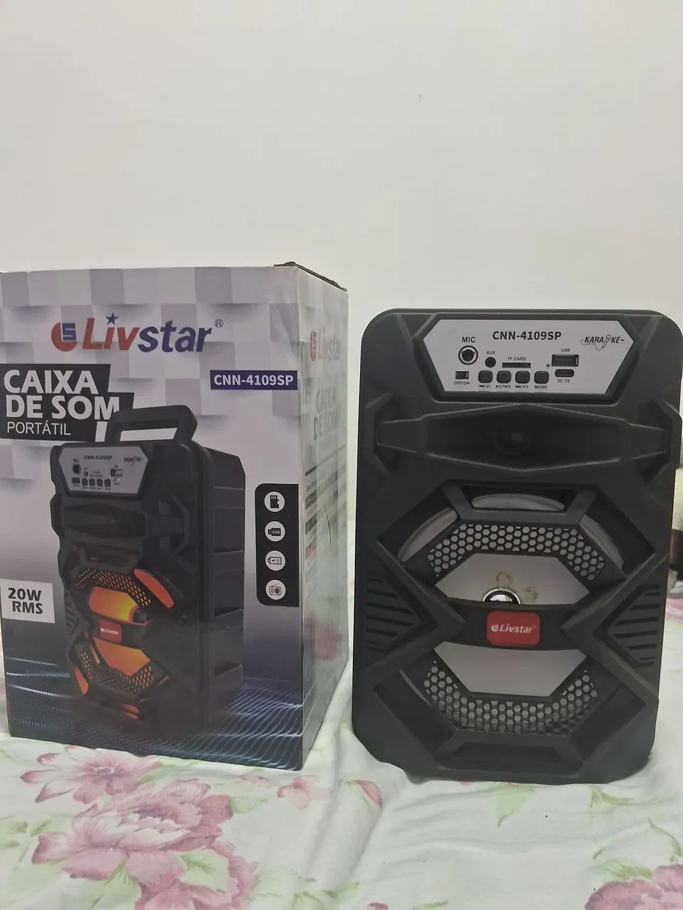 CAIXA DE SOM PORTÁTIL + MICROFONE 
