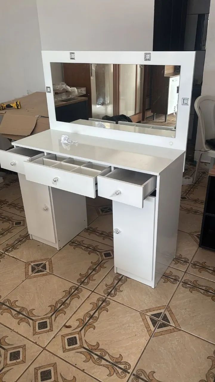 CAMARIM COM LED NOVO