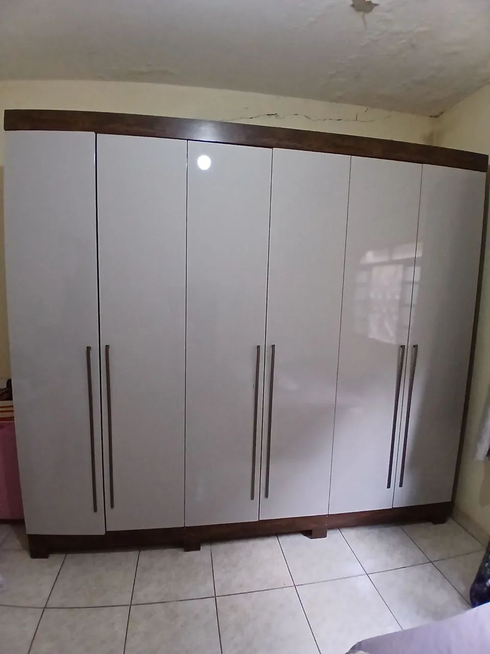 Guarda roupa excelente 