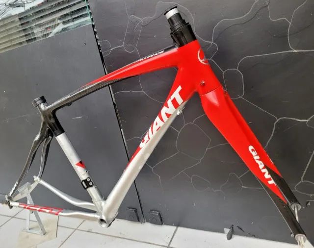 Quadro Giant Defy Alliance Alu Carbon - Acessórios de Ciclismo