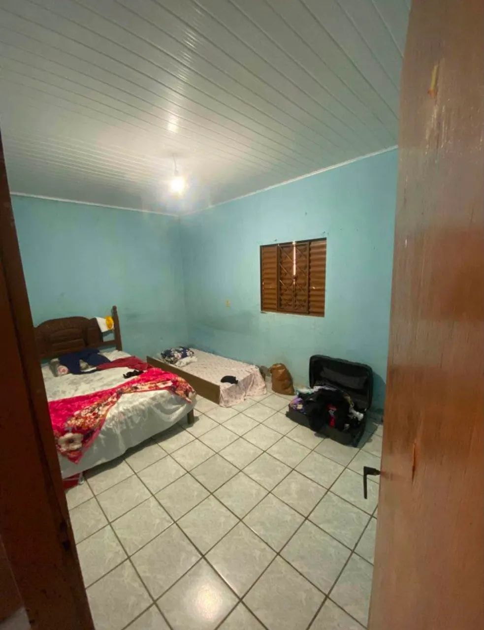 [ Casa em Benfica - Foto 2