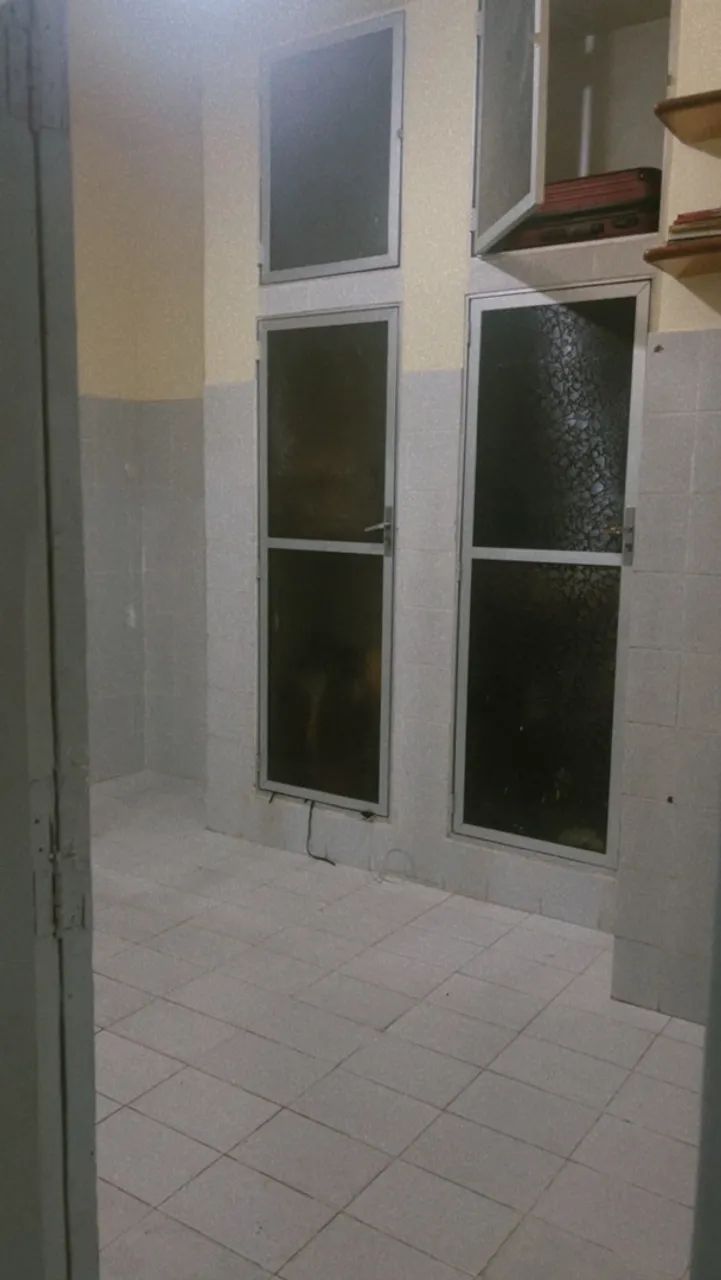 Alugo quarto pra meninas por 350 - Foto 2