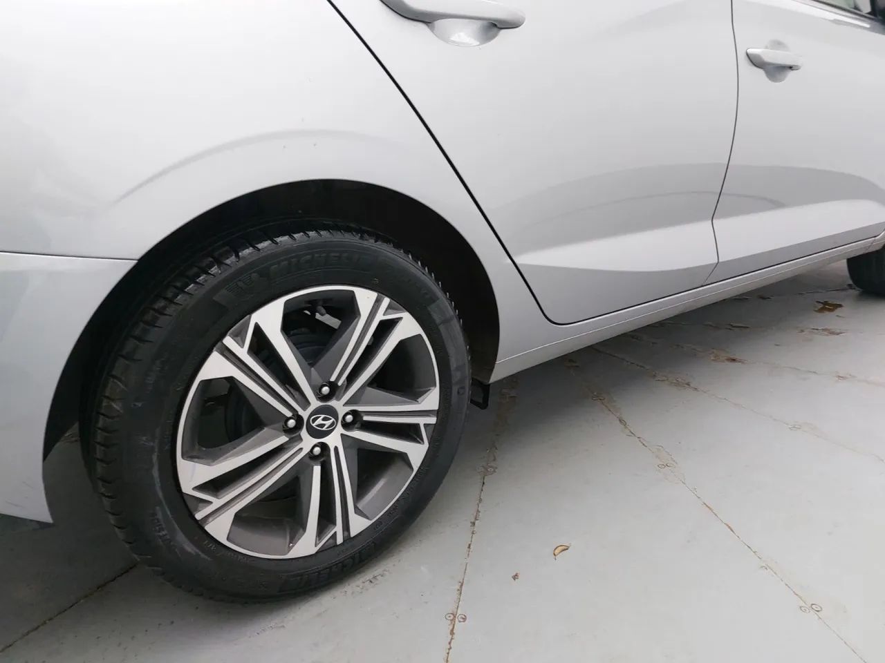 Hyundai HB20S Comfort 1.0 TB Flex 12V Aut., foto 14 de 18