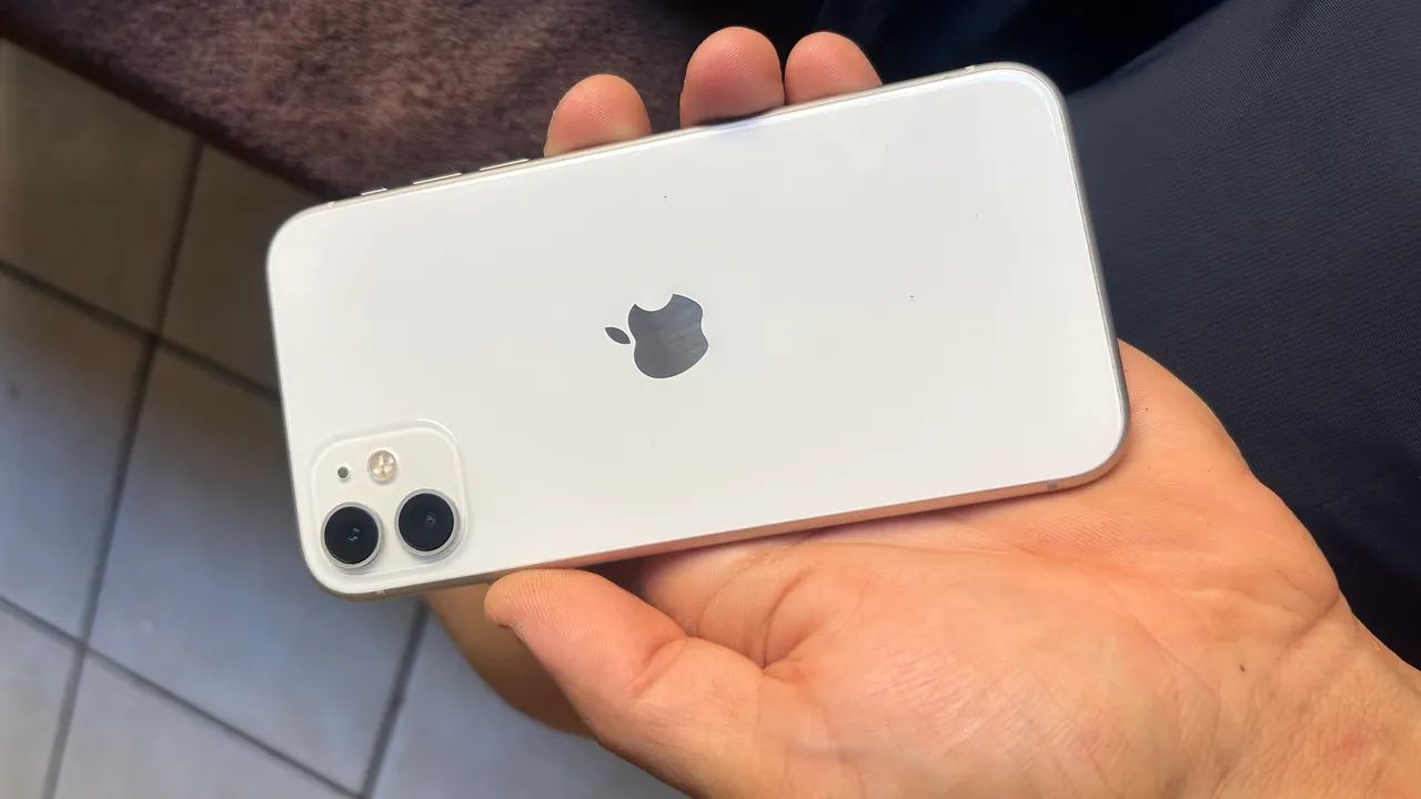 iPhone 11 64GB - Celulares e Smartphones - Res Real, Goiânia