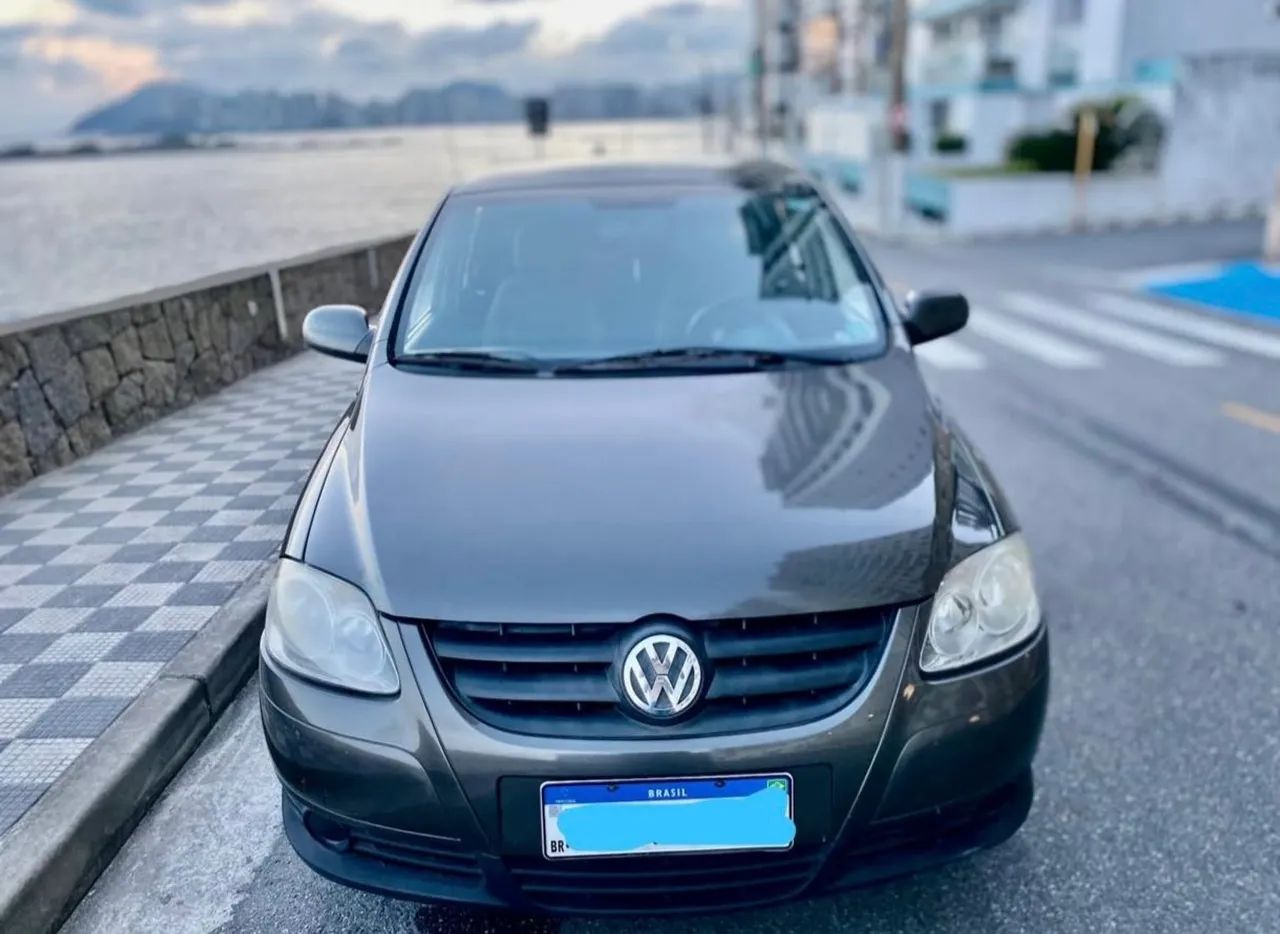 Volkswagen Fox Fox Plus 1.0Mi/ 1.0Mi Total Flex 8V 4p 2010